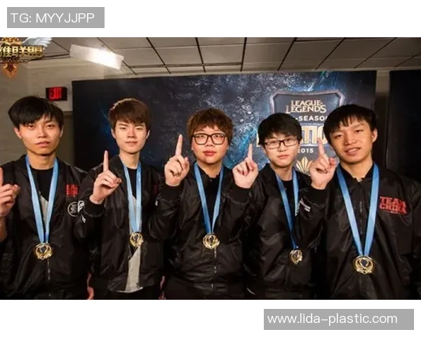 EDG战术解析：深度剖析英雄联盟中的运营体系与团队协作策略